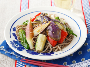 夏野菜のそば麺